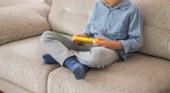母「子供がSwitchを持っていないと仲間はずれにされると言いますが本当ですか？5万もするんですが」