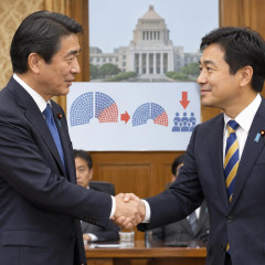 自民、「比例のみ31減」を提案 国民民主が理解示す   #衆院議員定数 |  民意を反映しない民主主義は無意味。まずは死票0を目指して全国区のみに大改革しろ。