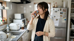 【あれさぁ】もうカフェインと栄養ドリンクのコンボしないと身体動かないおぢさんいるでしょ‥‥
