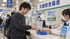 【急募】これに金払ってる奴マジで馬鹿やろってモノ挙げてけwwwww