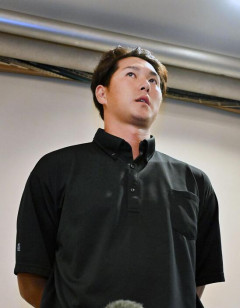 ソフトバンク戦力外の秋広優人に育成契約打診「悔いのない選択をしたい」