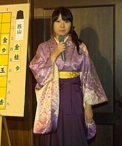 ⁉️将棋史上初の女性棋士誕生へ　西山朋佳白玲「強い方と戦いたい」 -2chまとめ-