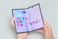 【悲報】折りたたみスマホ、正解がないｗｗｗｗｗｗｗｗｗｗ