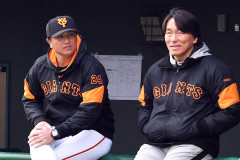 【朗報】巨人・松井秀喜さん新体制、高橋由伸さんがヘッドコーチ就任濃厚　元監督のコーチ招聘が「失礼」でなくなった理由ｗｗｗｗｗｗｗｗｗｗ
