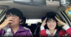 【悲報】ニコ生人気配信者さん、両手離し運転でバイクを轢いてしまう