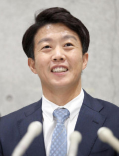 【楽天】鶴岡慎也氏が新任コーチに就任