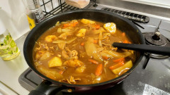 【画像】たまねぎたっぷりのカレー作った結果ｗｗｗ