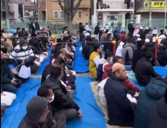 【速報】イスラム教、日本に根付き始める…千葉の公園で礼拝してる模様