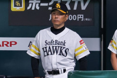 【悲報】ソフトバンク、大量14選手に戦力外通告　秋広優人さんや現ドラ加入の中村稔弥さんも・・・ドラフト24人指名で戦力整理ｗｗｗｗｗｗｗｗｗｗ