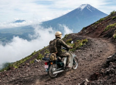 スーパーカブってアニメ見てるけど俺もバイクで富士山登ってみたい