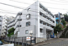 【悲報】国分太一が築40年マンションのオーナーになっていた！「即賃料１万円アップ」で住人困惑