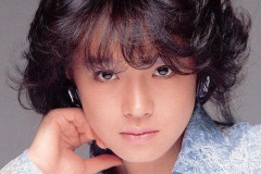 中森明菜、NHKでの17年ぶり生歌唱シーンが話題「見惚れてしまう」