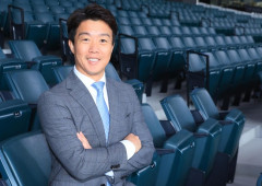 日ハム解説鶴岡慎也、楽天コーチに就任