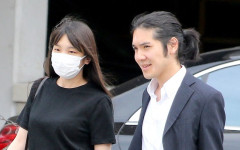 コムケイ夫妻、日本から追放された結果NYで幸せに暮らしてるだけでヤフコメ2000コメ突破の炎上ｗｗｗｗｗｗｗ