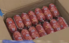 【悲報】中国女さん、致死率100%の細菌感染した豚肉のソーセージを日本に持ち込んでしまうｗｗｗｗ