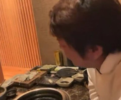 【動画】謎のおっさん、タブレットを手裏剣にして女を撃退してしまうｗｗｗｗｗｗｗ