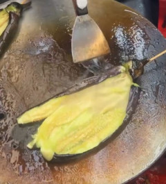 【動画】中国の🍆料理、ガチでうまそう