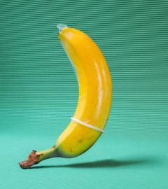 IQ120あるけどペニバンでお尻掘られてアヘってる