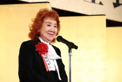 【悲報】野沢雅子さん、戸籍謄本を見て号泣する