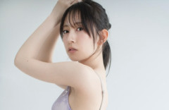 日向坂46エース、8年越しのランジェリーショットがセクシーすぎる