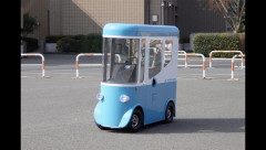 荷物の積載も可能な超小型モビリティ「Blue Jay」誕生！ 免許不要