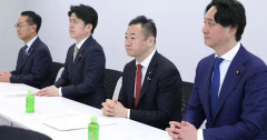 衆院比例定数31減、維新・国民民主受け入れ