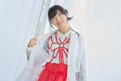 【画像】佐倉綾音さん、亀甲縛りみたいな服着るｗ