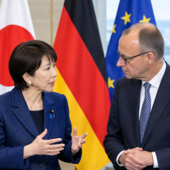 「日本も対象に入れてほしい」高市首相、メルツ独首相にEUのEV優遇政策の見直しを要請へ   |  こんなのが背後にいたら