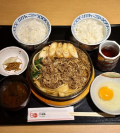 木曽路のすき焼き定食（1400円）、ガチで美味いぞｗｗｗｗｗ