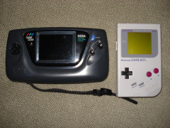 ゲームギア「カラー液晶です、バックライトついてます」←こいつがゲームボーイに勝てなかった理由