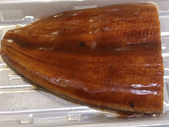 客を安心させるために「愛知県一色町」と書いた京都のうなぎ店、その一文が逮捕容疑の核心になるとは・・・