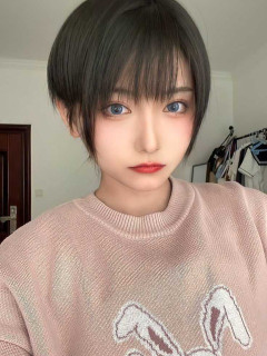 【画像】ボーイッシュ、服を脱いだら 乳ポロリ