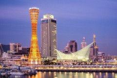 【悲報】関西人ブチギレ。「慶應卒の女に出身神戸だって自慢したら『横浜のしょぼい版ですね』って言われた」