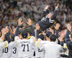 孫正義オーナー（69）、ビールかけに参加せず「疲れた」と帰宅