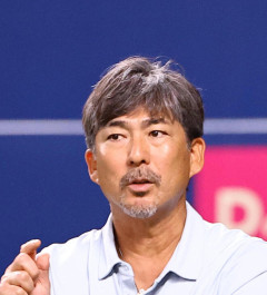 【遅報】楽天、小笠原道大さんを打撃コーチに爆誕させてしまうｗｗｗｗｗｗｗｗｗｗ
