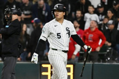 村上宗隆に〝差別的あだ名〟つけた実況アナ解任→サムライと言っただけだった