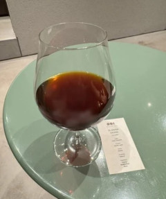 韓国人「日本で流行の高級コーヒーに衝撃の声！日本人はこんな味わい方をするのか？‥(ﾌﾞﾙﾌﾞﾙ」