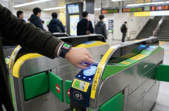 【悲報】スマートウォッチつけてる人、あんまいなくなる