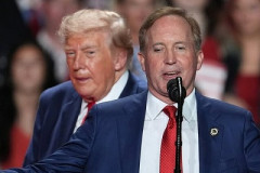 アメリカ中間選挙「肉を食べるか。筋肉はあるか。高校時代にアメフトの主将だったか。」男らしさを競い合う