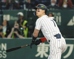 WBC期間中、佐藤輝が大谷に噛み付いて大喧嘩して内紛起こしたという事実