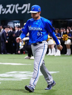4タテ阪神「藤川辞めろ！」4タテDeNA「感動をありがとう！」