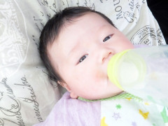 3歳になった息子は父親が大好きで、母親のことはあまり気にかけていないようだｗ