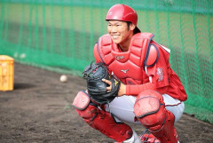カープ坂倉がロッテにFA移籍した時のプロテクトリスト予想。人的補償で安田益田らが指名可能な予想も