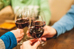 新人「飲み会？お酒呑めないんで行きません」←こいつ