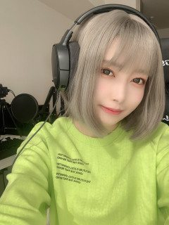 【画像】ビジュアルで売ってたパチスロ女演者さんの末路ｗｗｗｗw