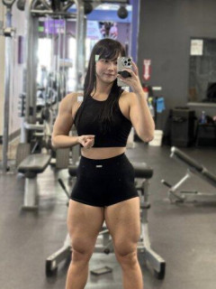 【画像】職場の30歳おばさんをついに脱がせた結果