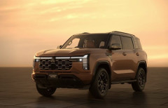 新型SUV「三菱パジェロ」は619万3000円から、全4グレードを展開…予約受注は約5500台で年度目標超え！
