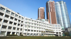 【速報】六本木高校で女子高生刺される