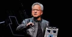 【悲報】NVIDIAのCEO、中国女性工作員と親密な関係になり製品情報流出