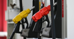ガソリン補助金、1Lあたり過去最高の52.4円！！！！！ｗｗｗ